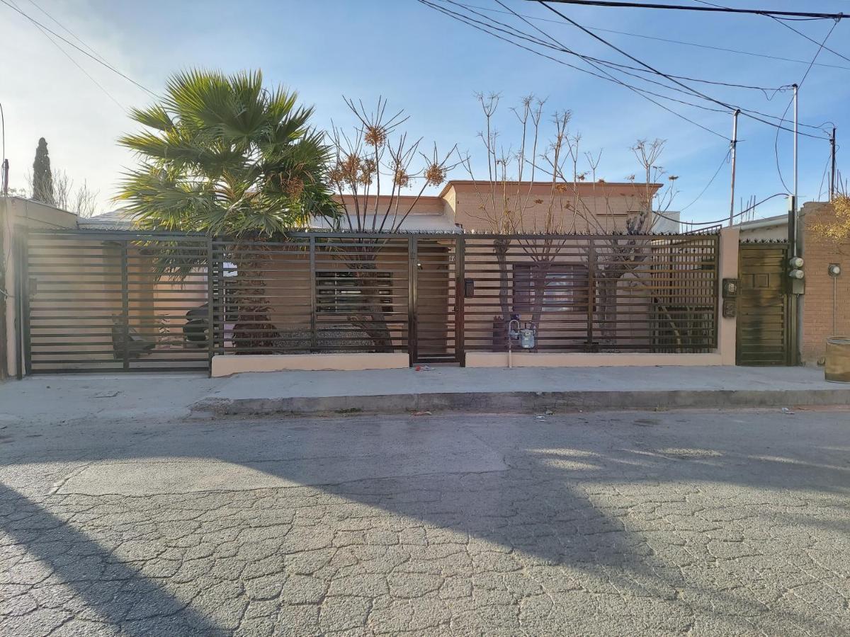 Villa Casa En La Zona Centro De La Ciudad Ciudad Juárez Esterno foto